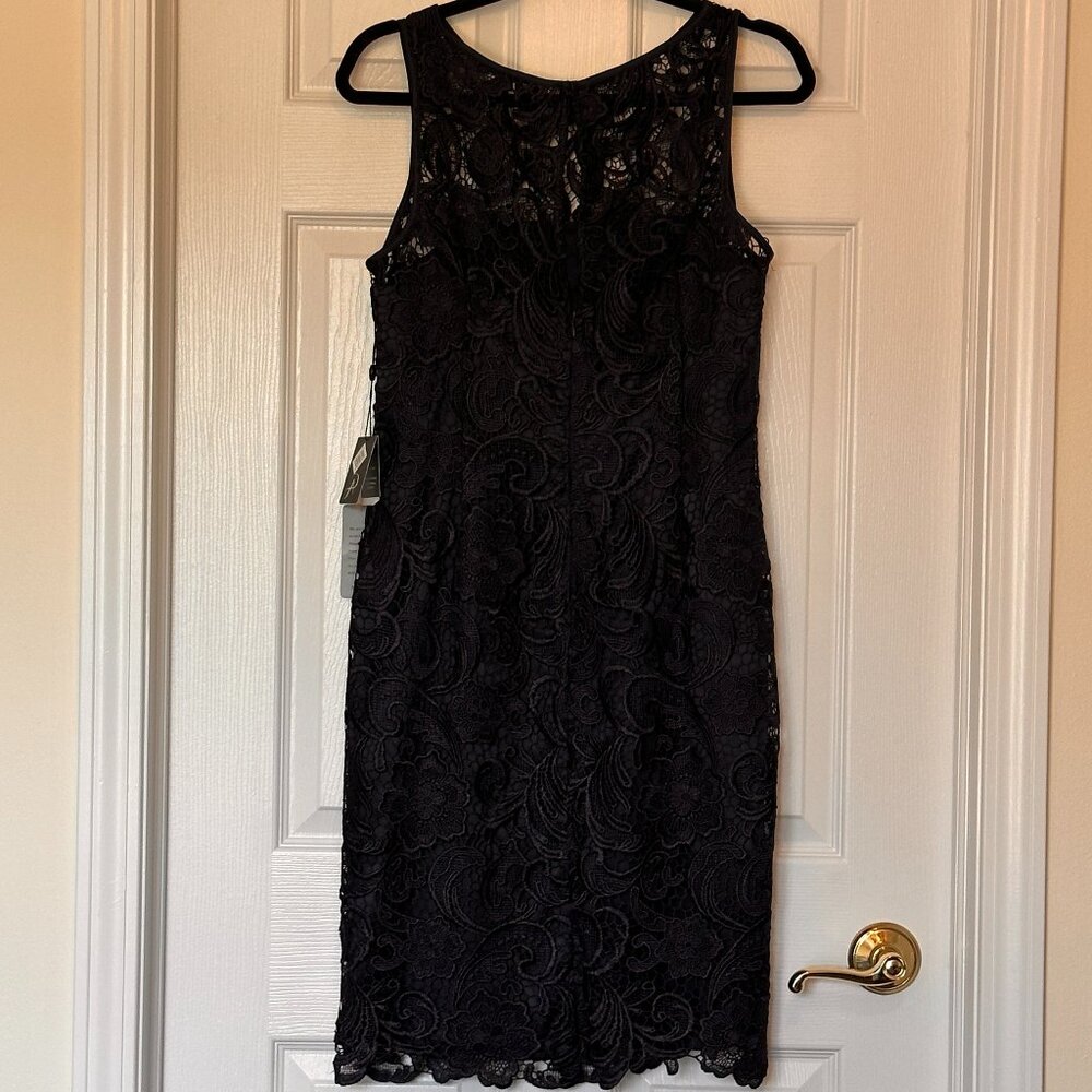 NEW Adrianna Papell Formal Lace Dress – Size 10, Navy Blue (New with Tags)